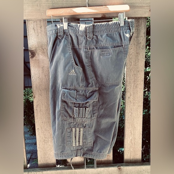 Addidas Mens Khaki Cargo Shorts M. 2006 - Picture 9 of 14